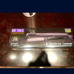 Hot tools flat iron